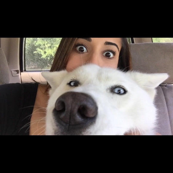 MEET YOUR SELLER 🍾 - Picture 3 of 3